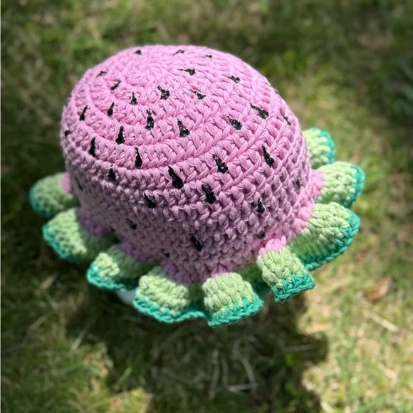 Crochet watermelon bucket Hat - Picture 3 of 3